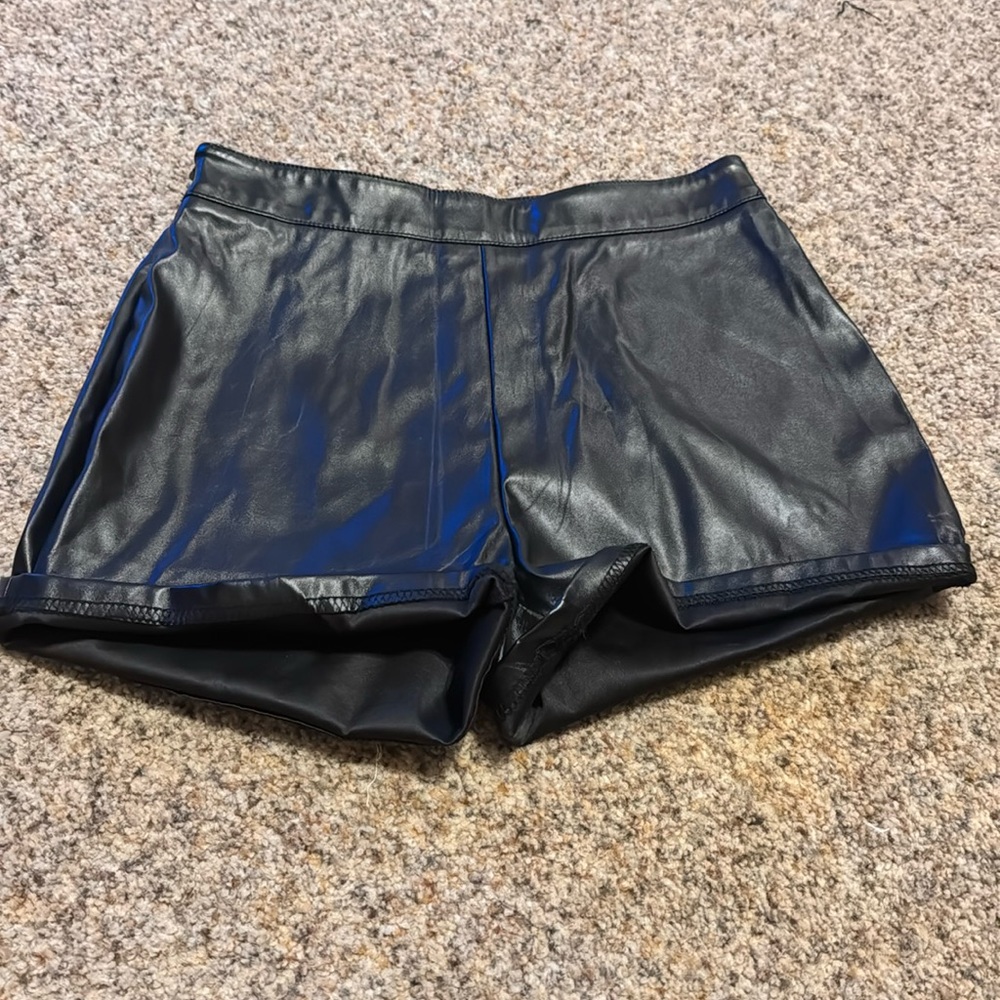 🛑3 for $30🛑 Leather shorts